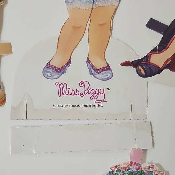 Vintage Miss Piggy Paper Doll Set 1994 - Picture 9 of 16